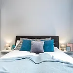 Elite Apartments Family City Center